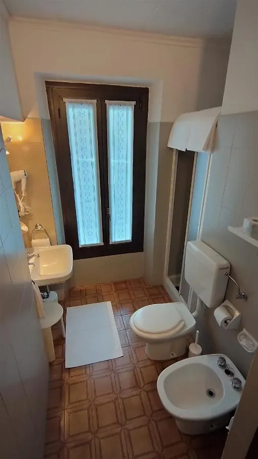 Dizzasco La Locanda Dell'Oreste דירה