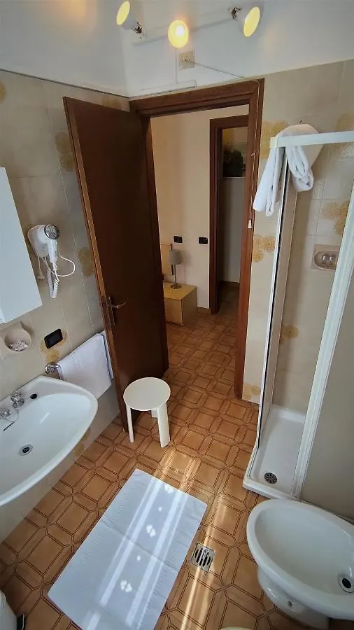Dizzasco La Locanda Dell'Oreste 0*,  איטליה